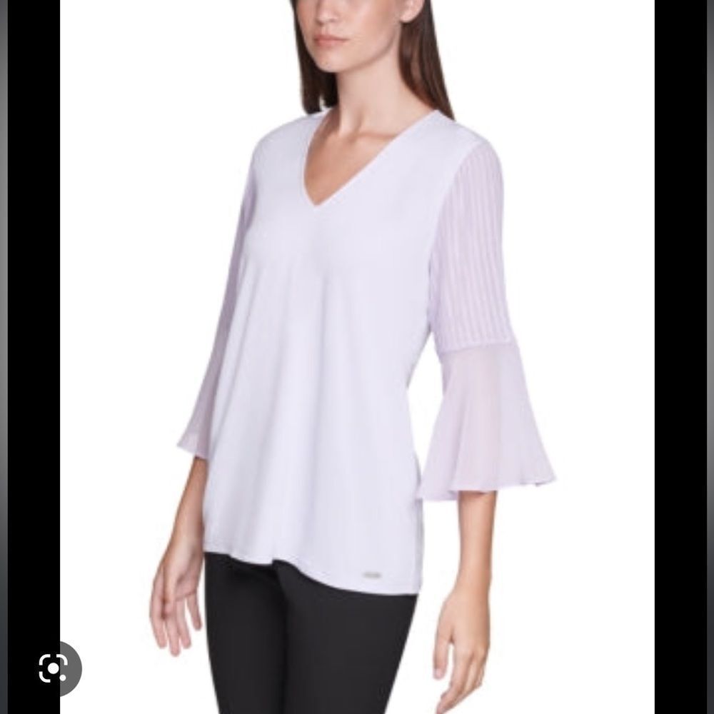 T.D.C. Pleated Bell Sleeves Blouse Top Sz XL